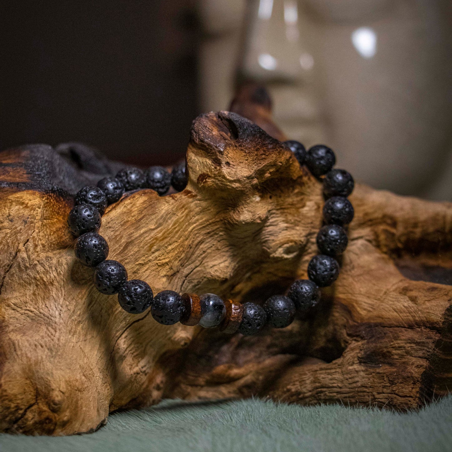 Vulcanic Tibetaanse Armband | Labradoriet